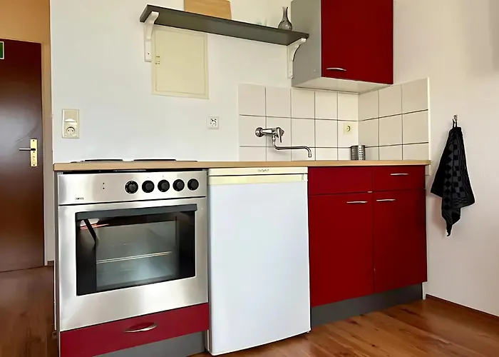 Appartement Gemuetliches 1-zimmer-apartment In Magdeburg, Ruhig Und Zentral Gelegen Maagdenburg